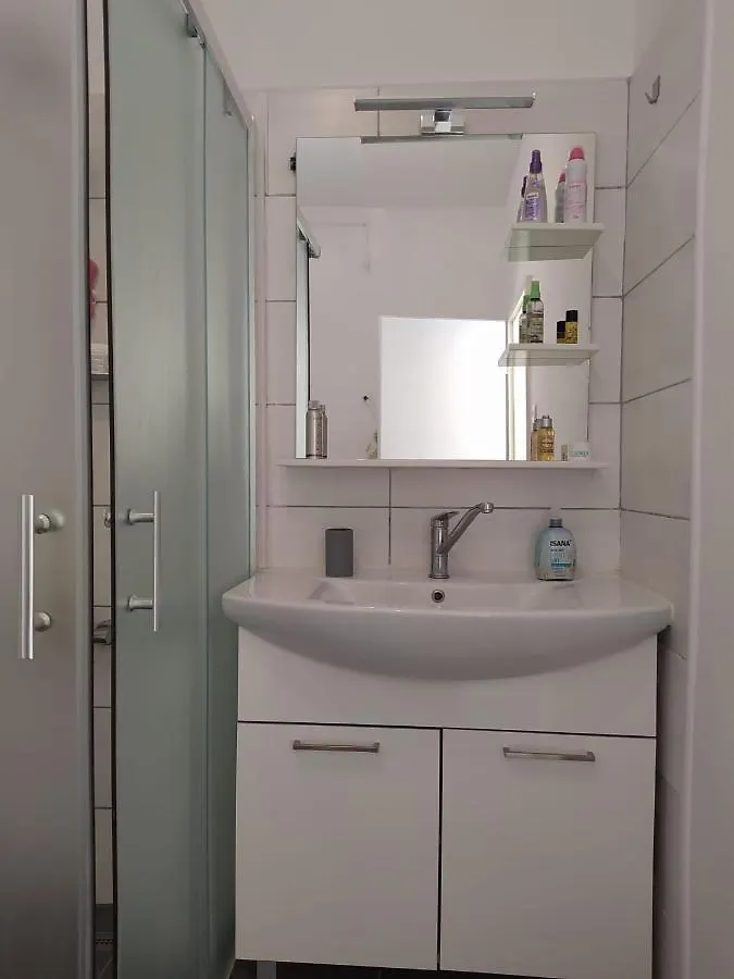 Tany Apartment Dramalj 0*,